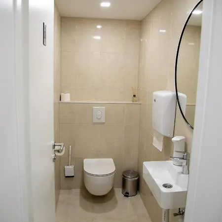 Pansion Blue Affittacamere